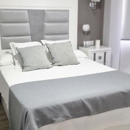 Virrey Del Pino - Apartamento En Baena Eksteriør billede