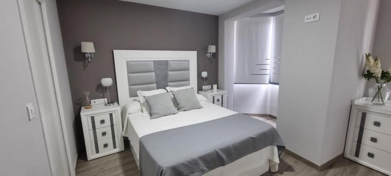 Virrey Del Pino - Apartamento En Baena Eksteriør billede