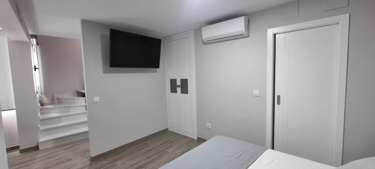 Virrey Del Pino - Apartamento En Baena Eksteriør billede